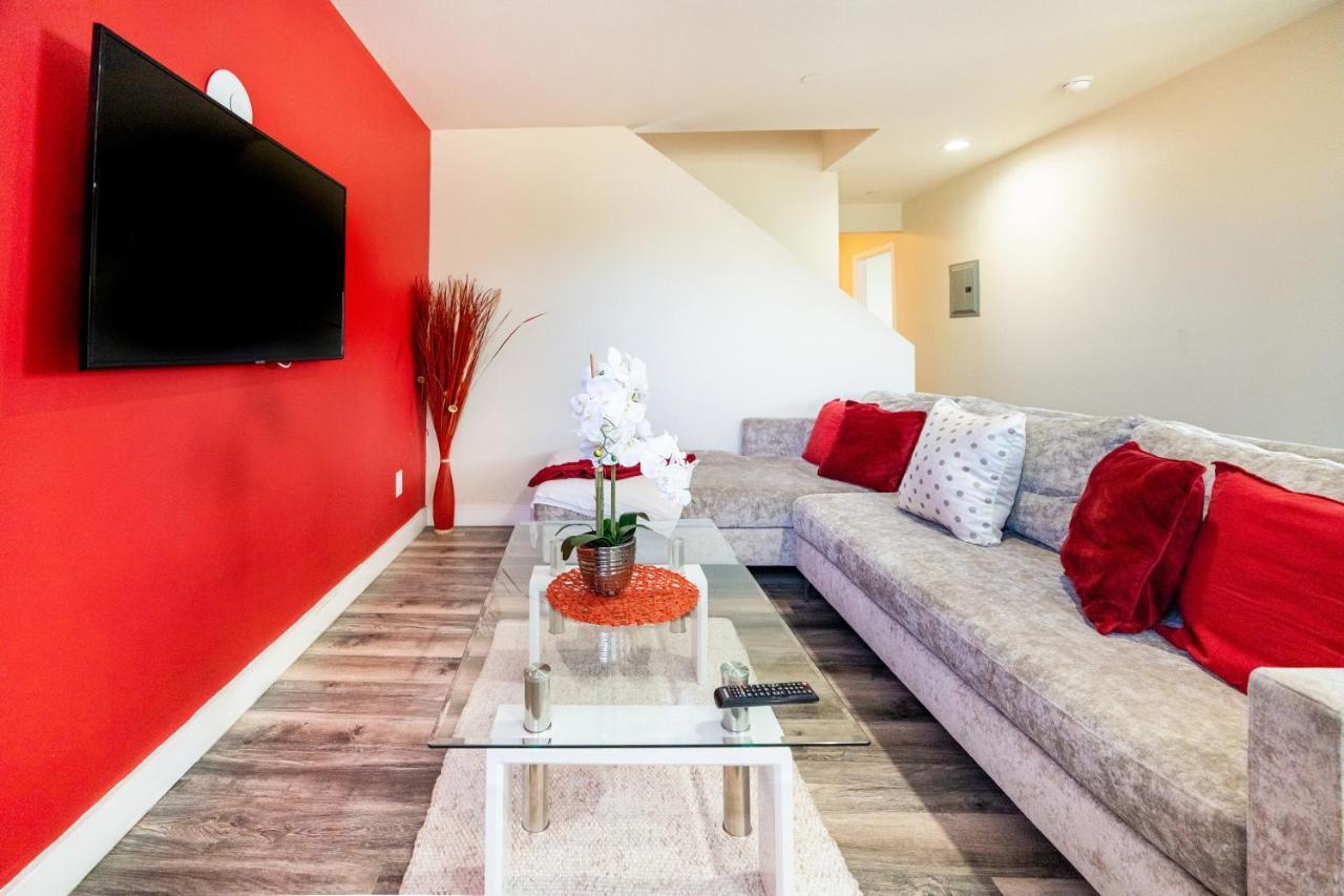 Large Chic 5-bedroom 3 Bathroom Clost To Downtown La Appartement Los Angeles