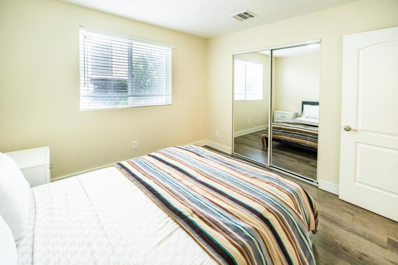 Large Chic 5-bedroom 3 Bathroom Clost To Downtown La Los Ángeles