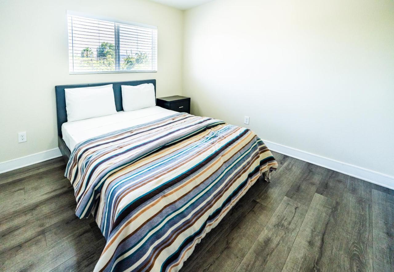 Large Chic 5-bedroom 3 Bathroom Clost To Downtown La * Los Ángeles